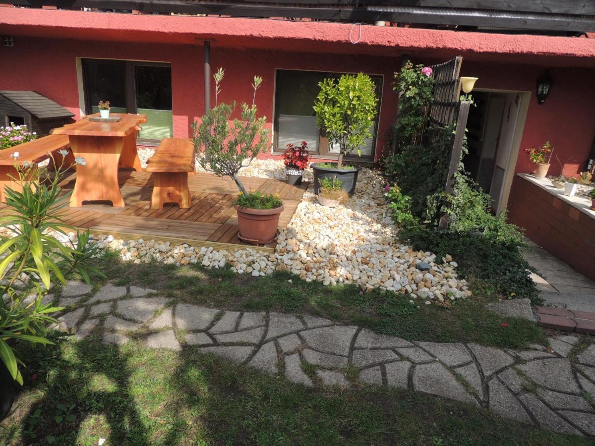 Ferienwohnung Am Hausberg In Radebeul Bagian luar foto