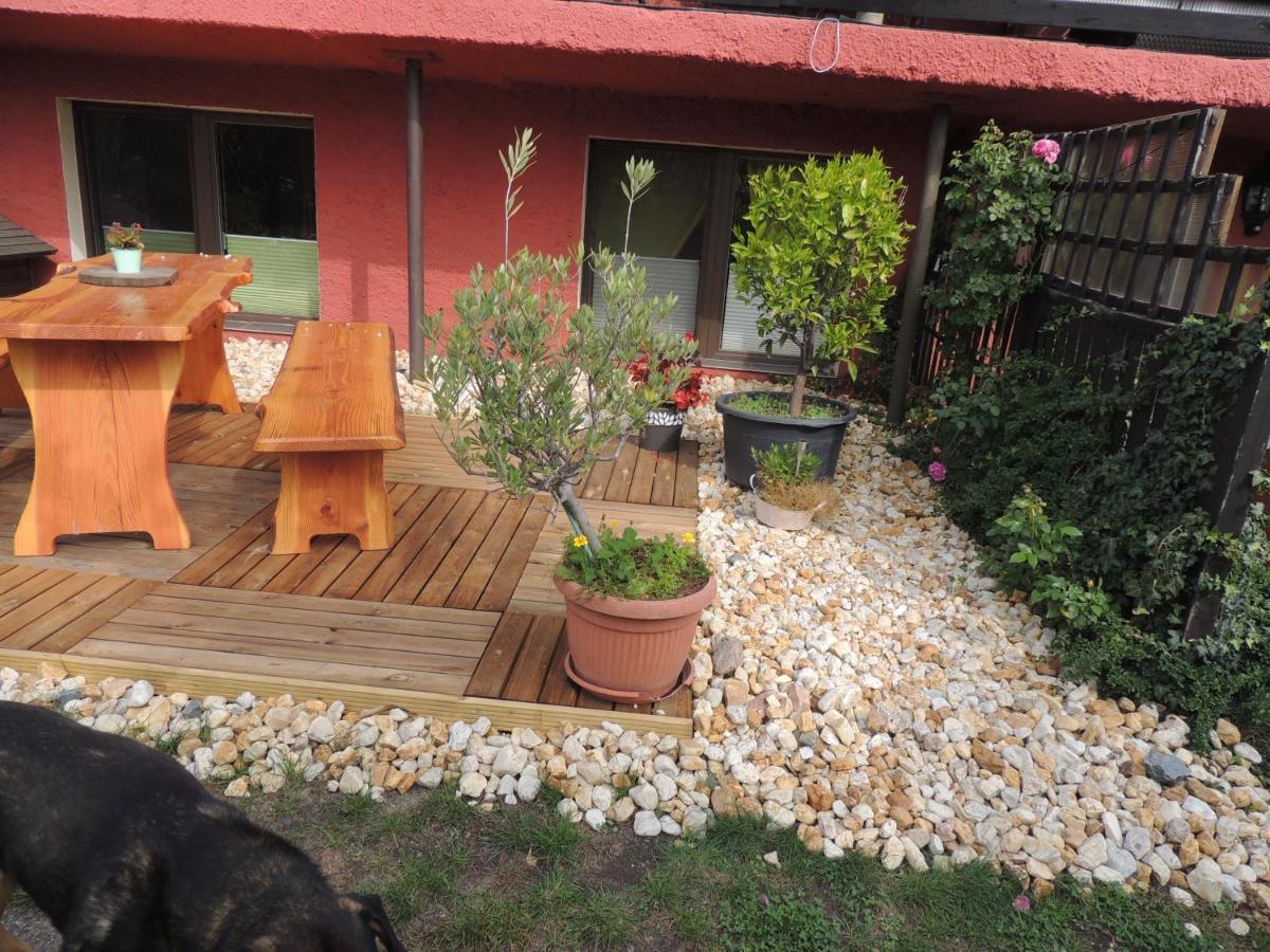 Ferienwohnung Am Hausberg In Radebeul Bagian luar foto
